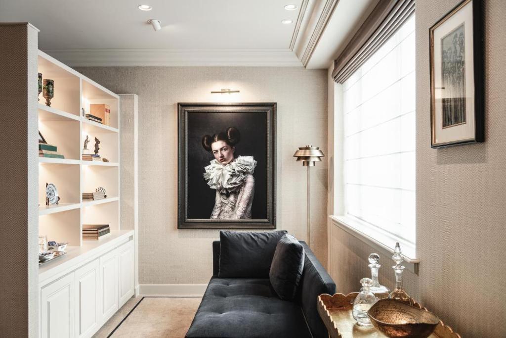 Hotel 717 Amsterdam Exteriér fotografie A room in the house of the Duke of Grafton