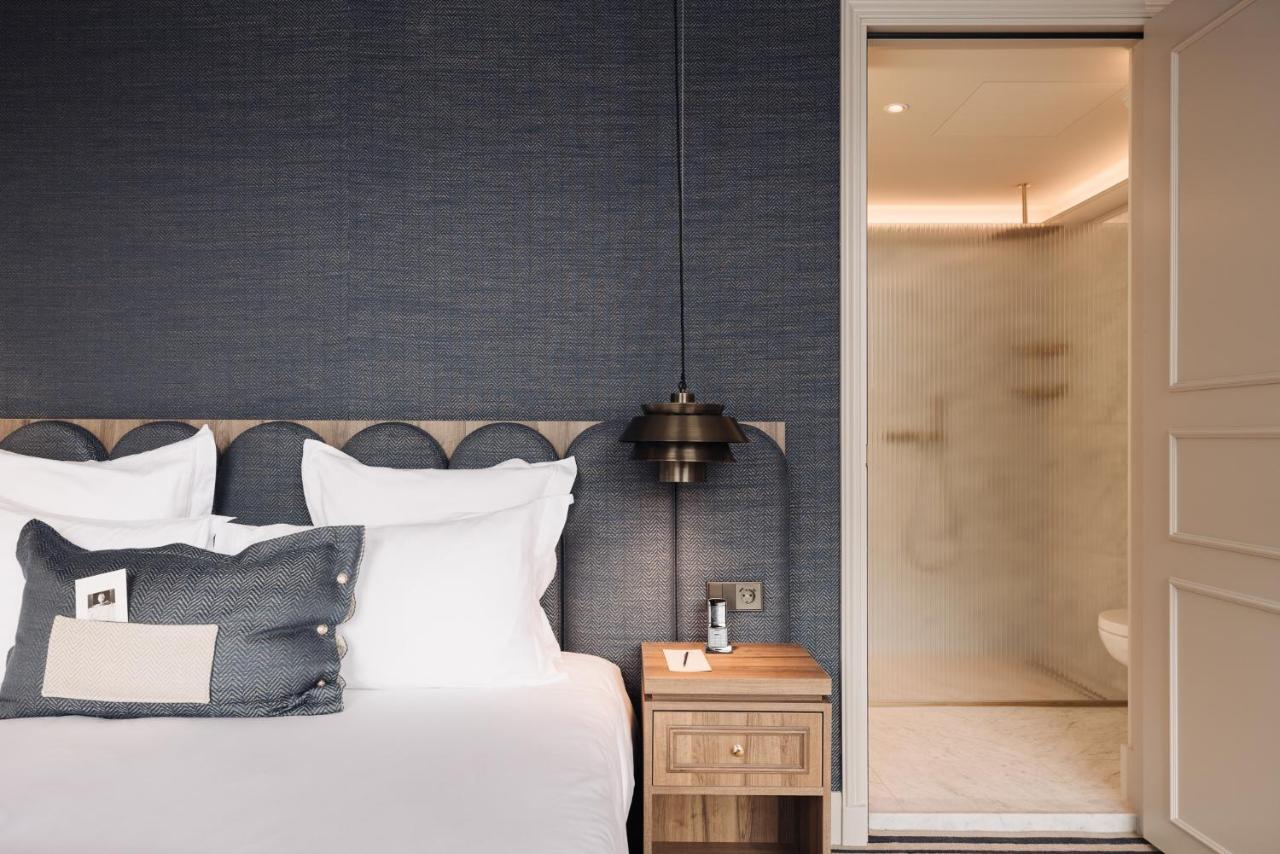 Hotel 717 Amsterdam Exteriér fotografie A bedroom at the hotel